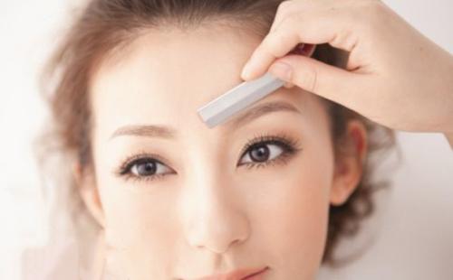 化妆培训班，修眉技巧